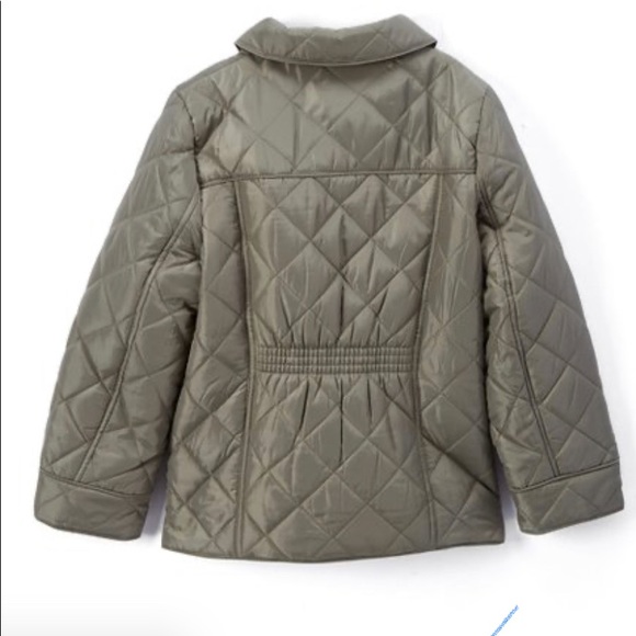 Tommy Hilfiger - Picture 2 of 6